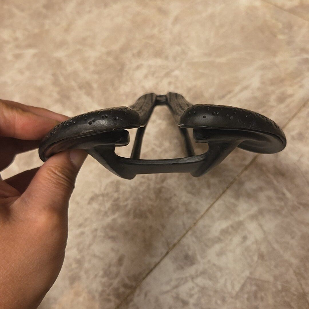 PAVEWAY 3D Printed Road Bike Saddle | Ultra-Light Carbon Rail Racing Seat