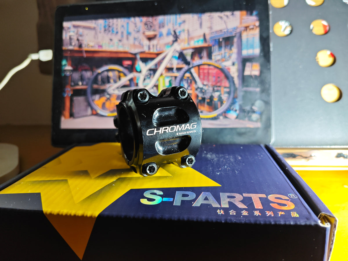 Viss en titane SPARTS A2 Series M6 L10-55mm