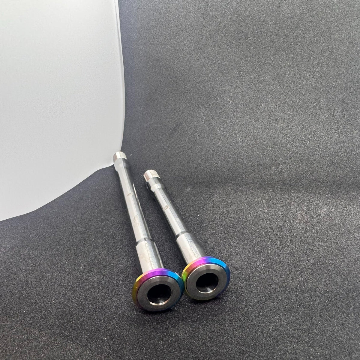 Titanium Thru Axle for Cervélo S5 – 2023–2025 Version / New 2026 Version | TC4 CNC, Mirror Polished, Custom Colors
