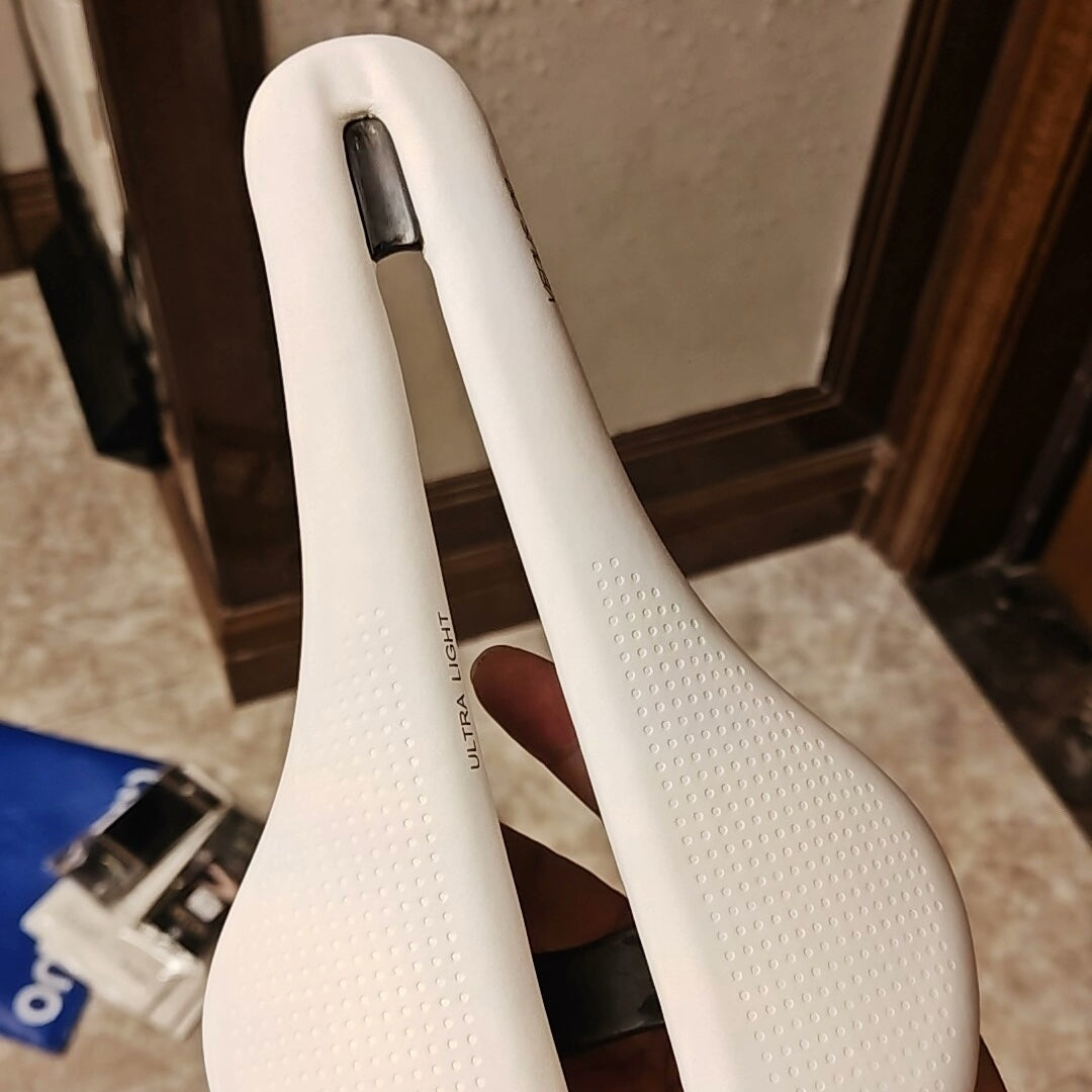 PAVEWAY Aeolus RSL Inspired Full Carbon Racing Saddle | Ultra-Light 140g Road Bike Saddle