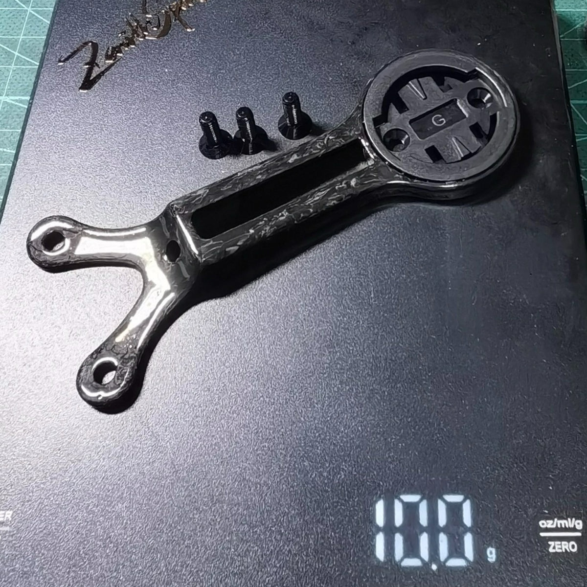 Ultralight Carbon Computer Mount for Bigrock V2 Integrated Handlebar｜10g｜Garmin/Wahoo/Bryton Compatible