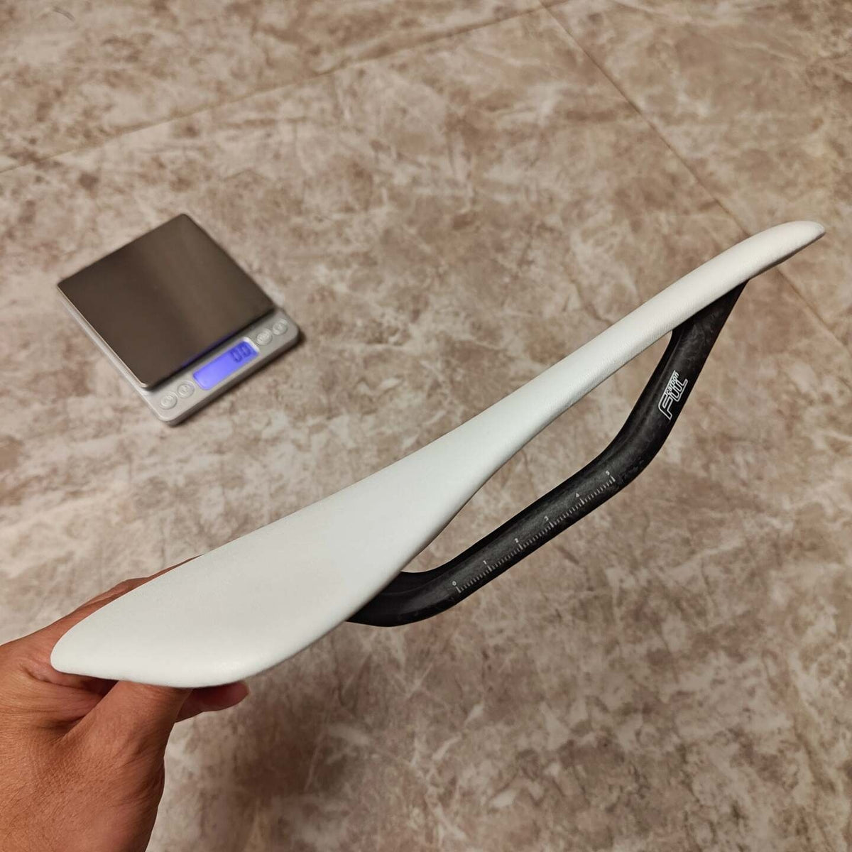 PAVEWAY Ultra-Light Short Nose Carbon Saddle – 85g Full Carbon Racing Saddle Inspired by Lupina Style
