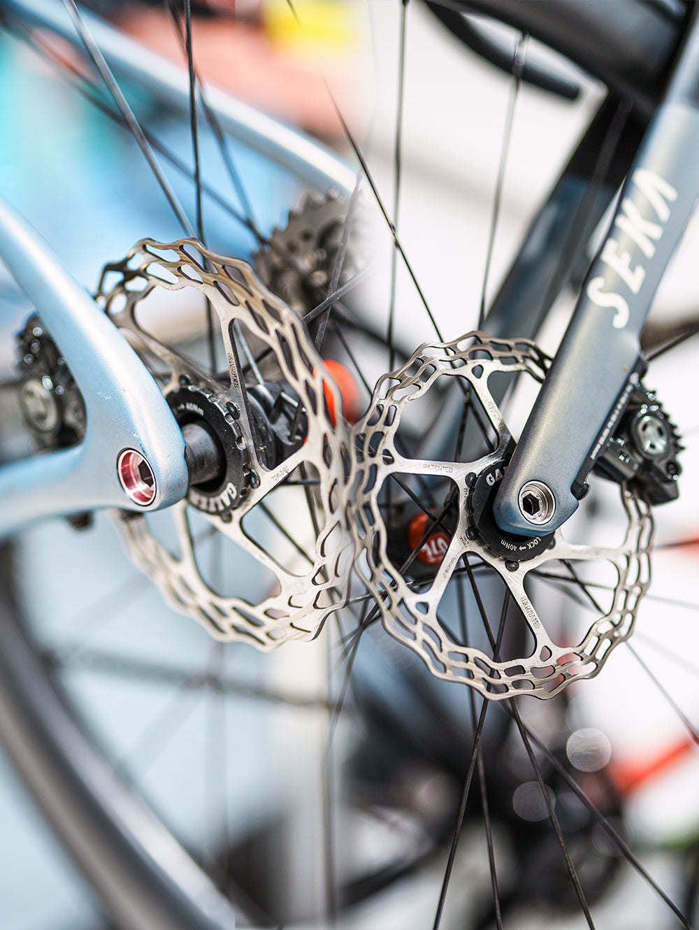 Chaser Ultraléger Jeu d'Axle Traversant en Titane | Pour Vélos de Route SEKA Spear & Exceed (34g)