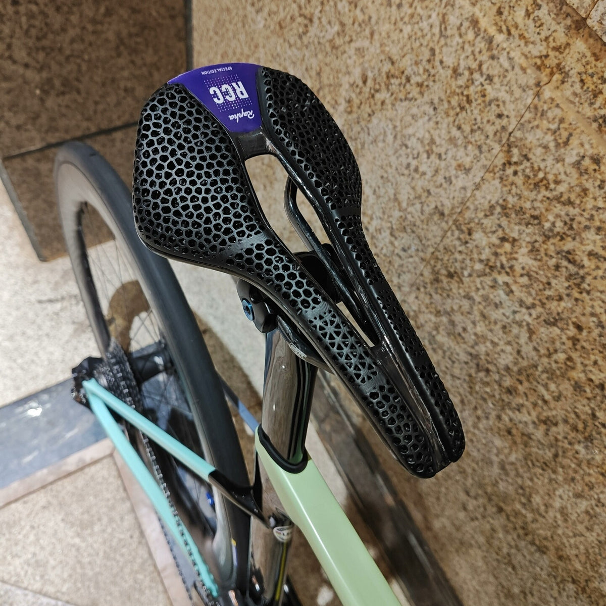 PAVEWAY R4 3D Inspired Full Carbon Racing Saddle | Ultra-Light Integrated Carbon Rail Saddle