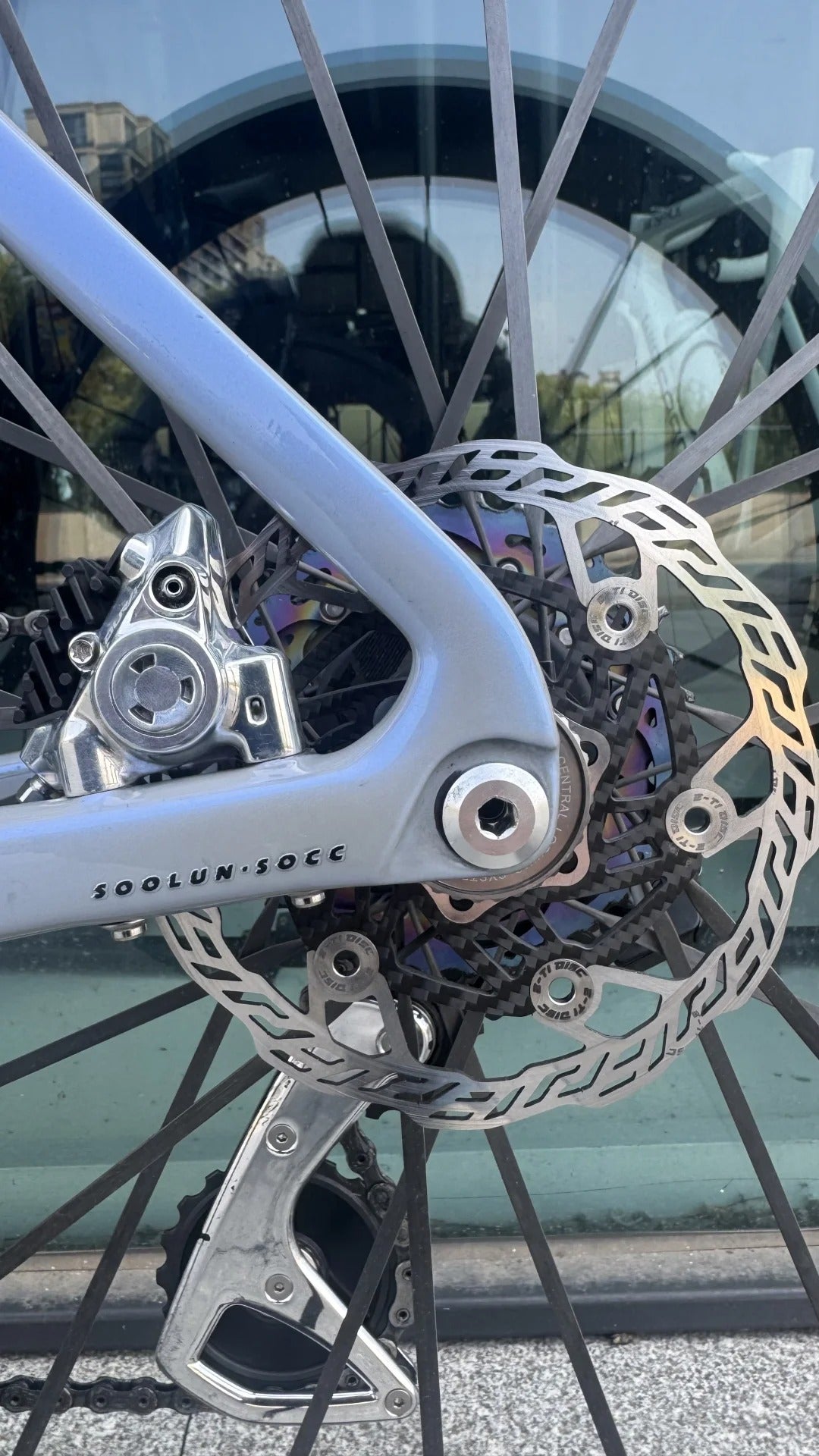 E-TI Ultra-Light Carbon Disc Brake Rotor | 160mm / 140mm | 87g / 66g | Titanium Rivets | Centerlock | High Hardness CNC Stainless Steel