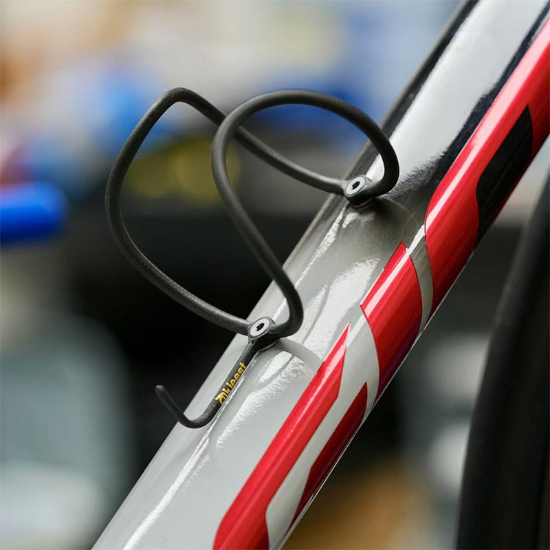 Porte-bidon CyKleest ultraléger en fibre de carbone – env. 5 g (1 pièce) – avec boulons en titane optionnels